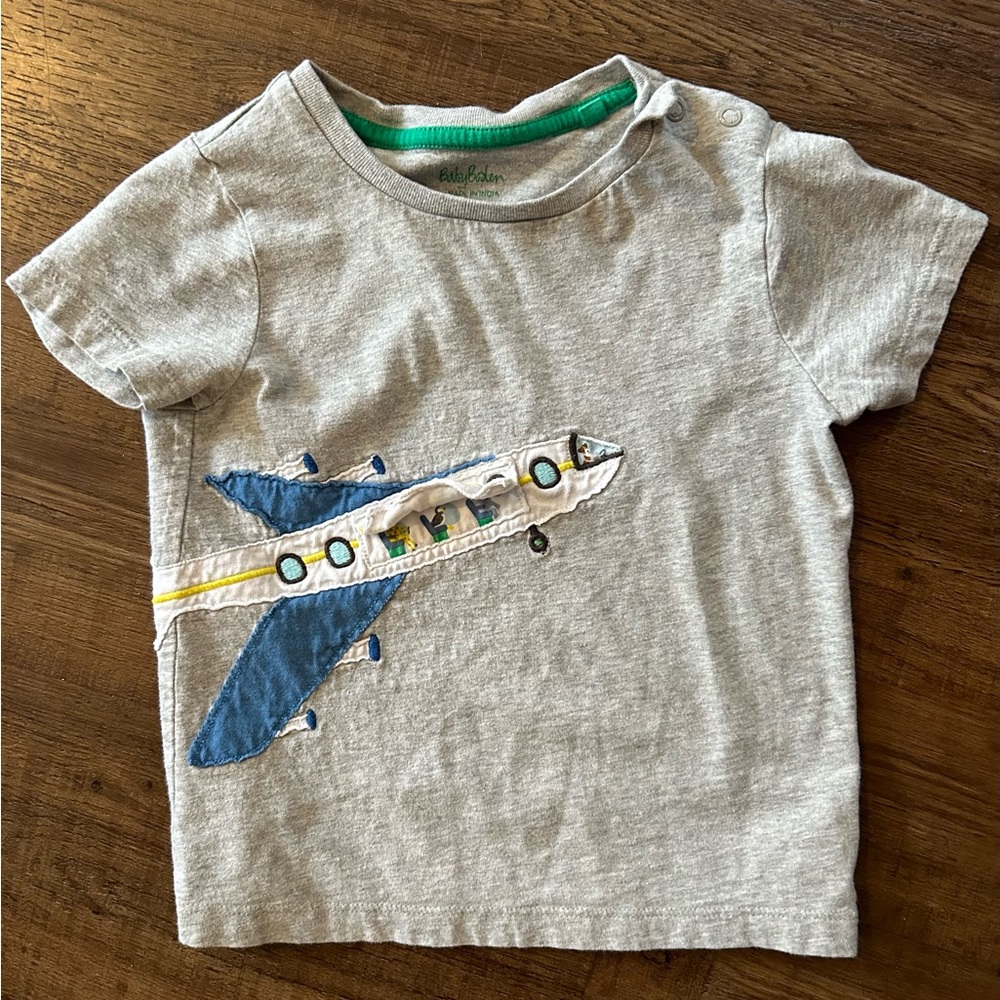 Baby Boden 3-4 years airplane (lift the flap shirt)